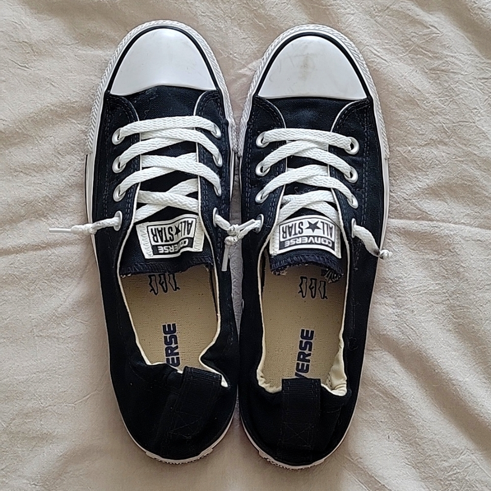 Converse low rise shoes black sz 9